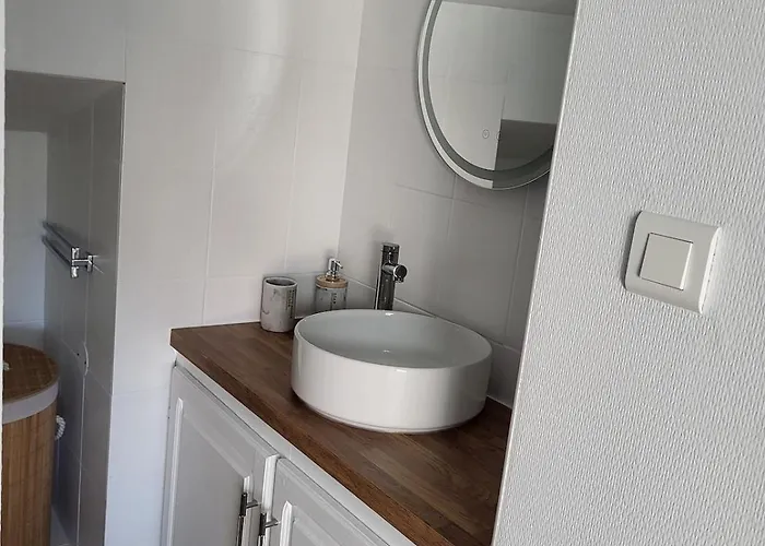 Au Pied De La Forteresse * Châtel-sur-Moselle